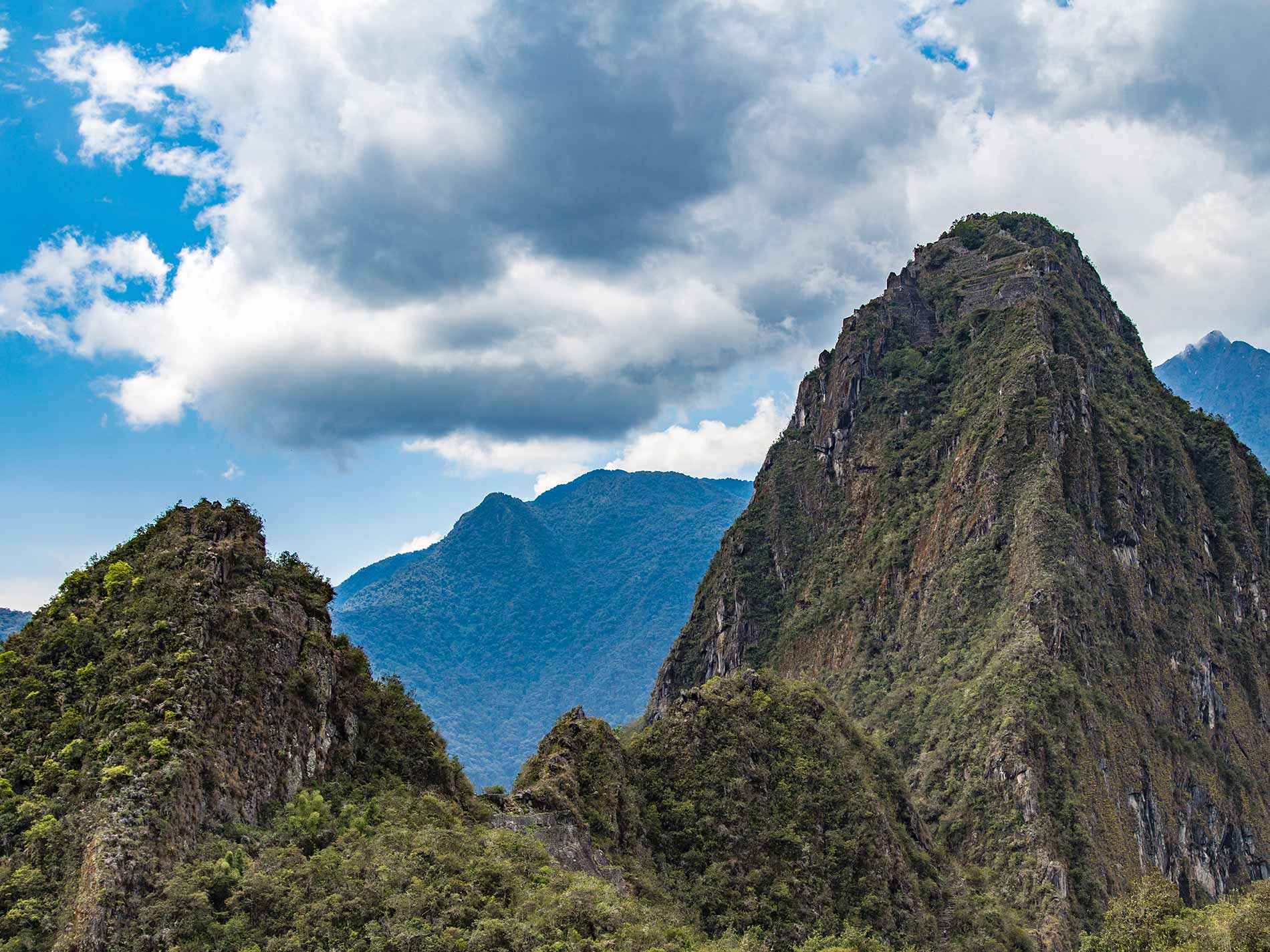 Camino Inca a Machupicchu 4 Días / 3 Noches Camino Inca a Machupicchu 4 Días / 3 Noches