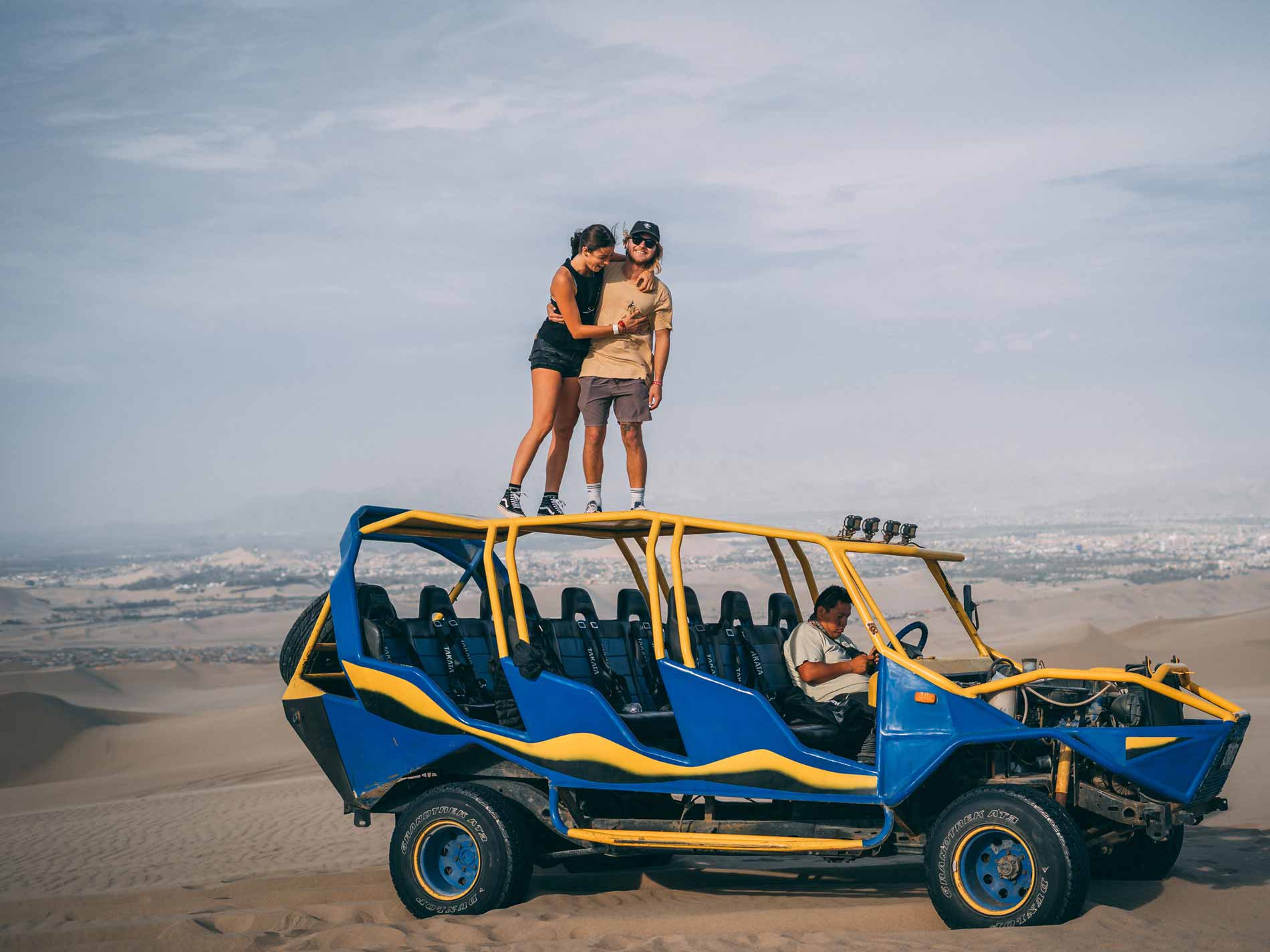 Buggy y Sandboarding en Huacachina 1 Dia