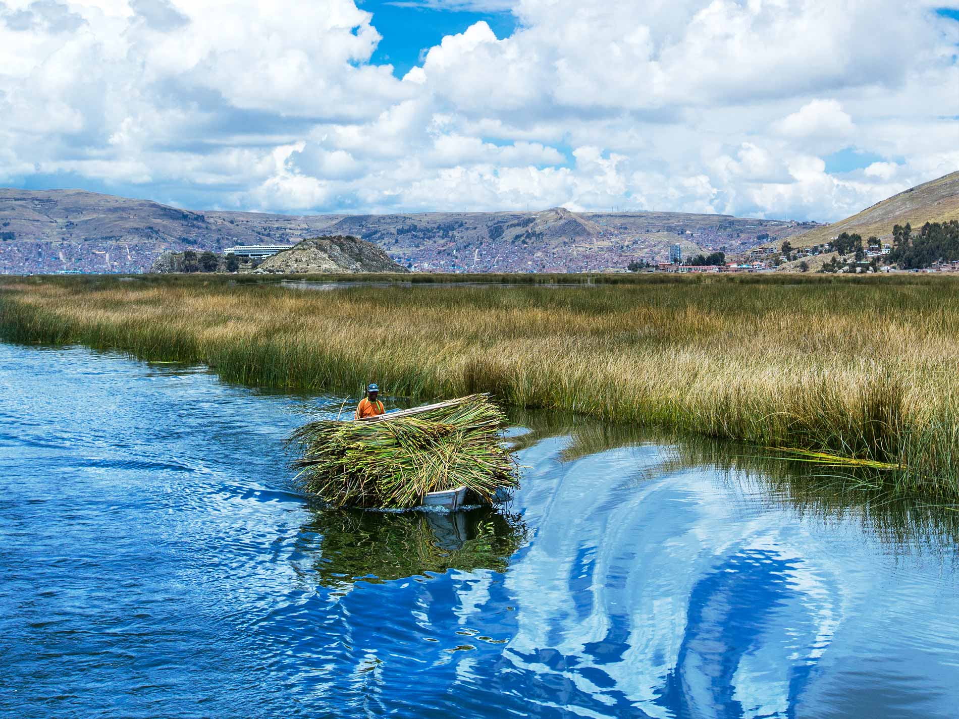 Tour a las Chullpas de Sillustani desde Puno 1 Dia Tour a las Chullpas de Sillustani desde Puno 1 Dia