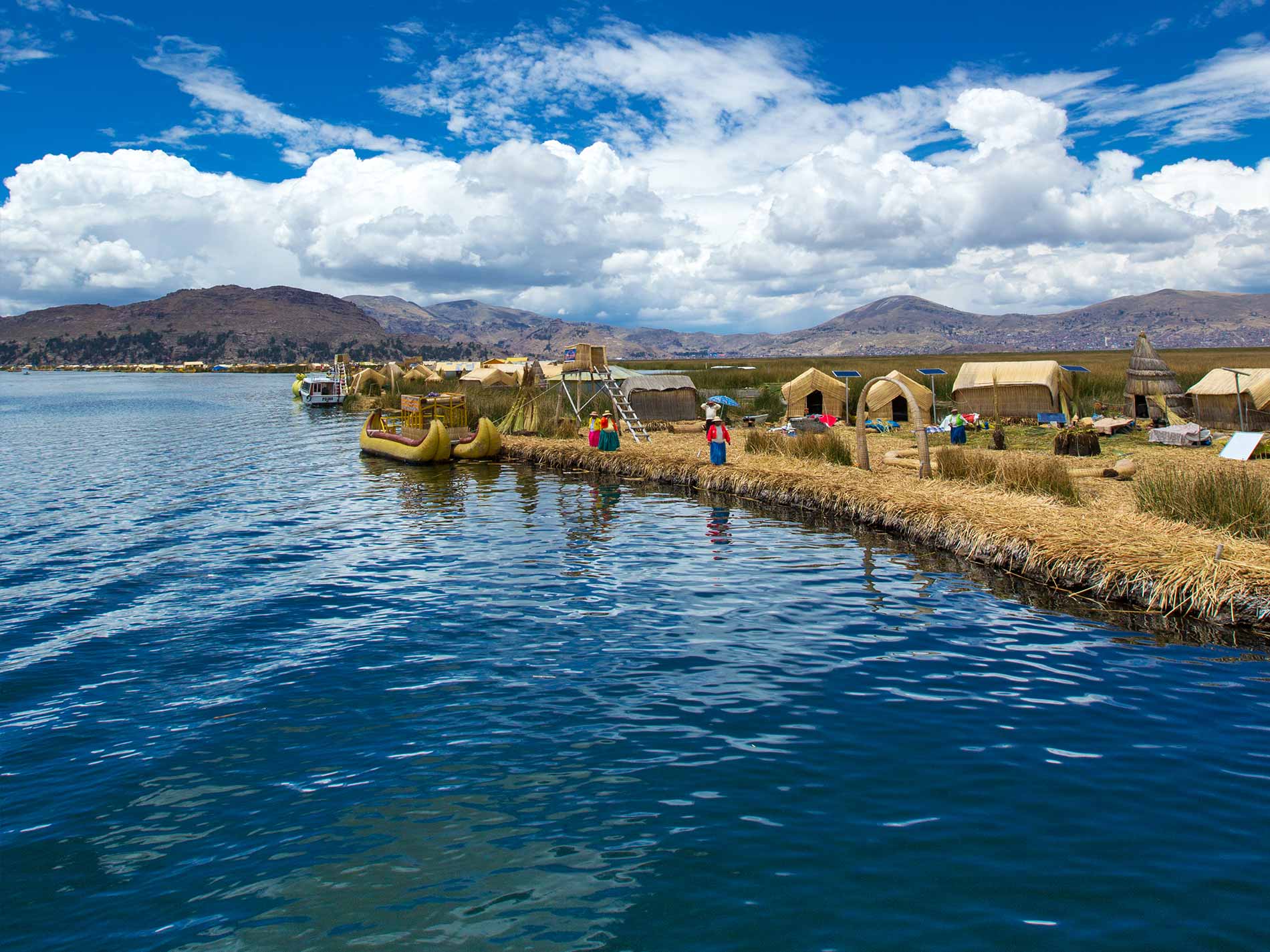 Tour a las Chullpas de Sillustani desde Puno 1 Dia Tour a las Chullpas de Sillustani desde Puno 1 Dia